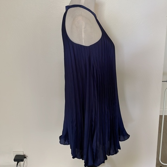 Lulu's Dance it out navy blue pleated dress - Picture 6 of 8
